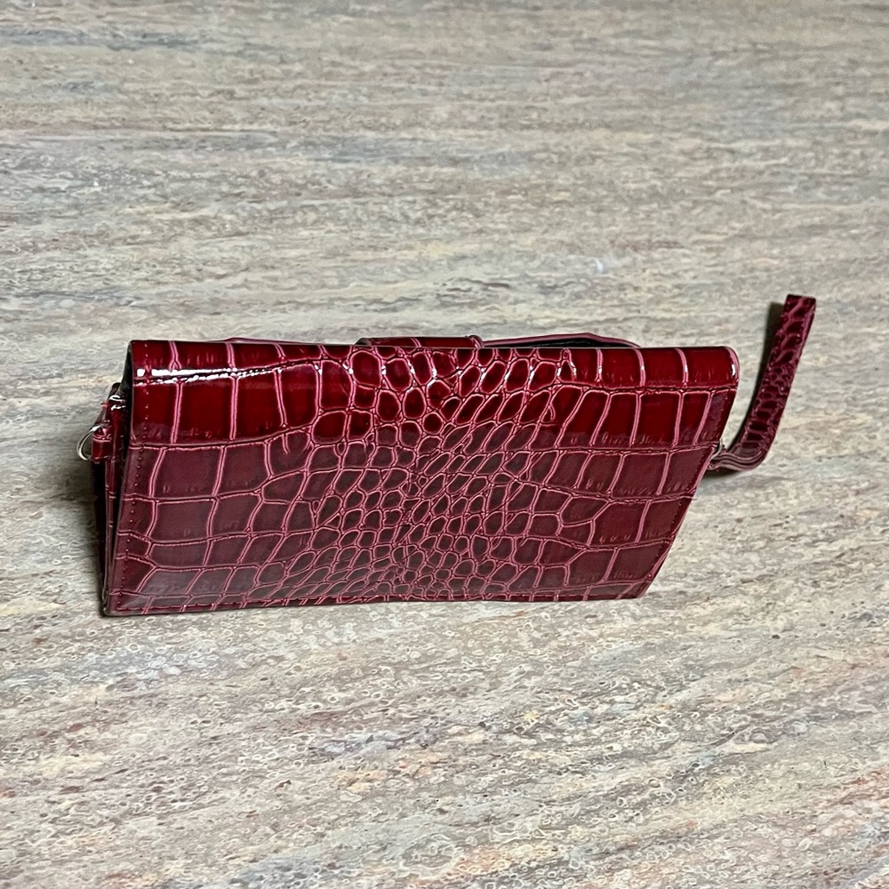 NWOT Just Solutions Eye Pockit burgundy Croco convertible clutch bag - Picture 2 of 15